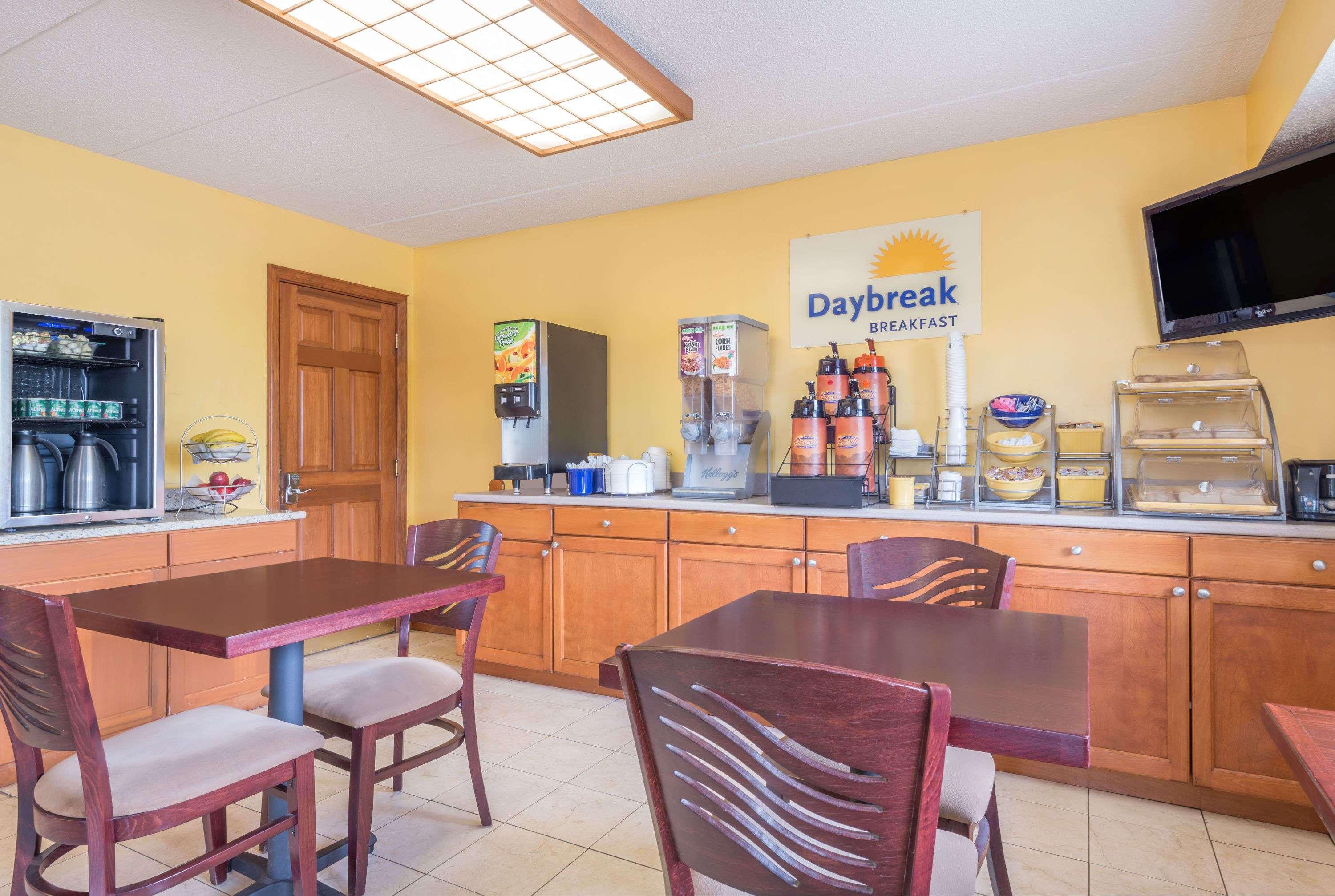 Days Inn By Wyndham Columbus Fairgrounds Exteriér fotografie