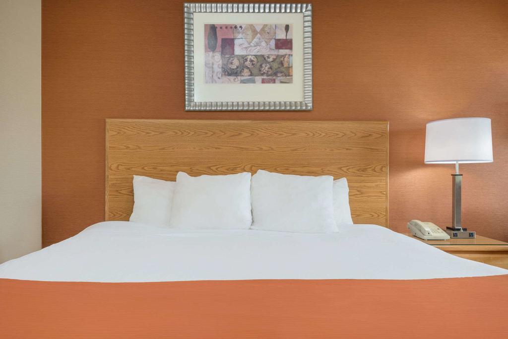 Days Inn By Wyndham Columbus Fairgrounds Exteriér fotografie